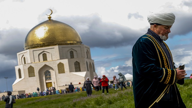 tataristanin-tarihi-sehri-bolgarda-idil-on-bulgarlarinin-islami-kabul-edisin