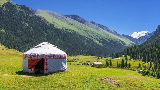 kirgizistan-da-yayla-turizmi