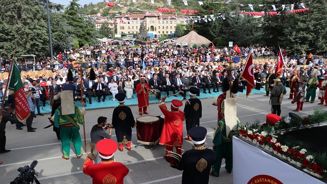 kastamonuda-duzenlenen-turk-dunyasi-gunleri-basladi