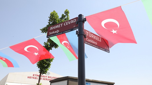 azerbaycan-milli-sairi-ahmed-cevadin-ismi-etimesgutta-bir-sokaga-verildi
