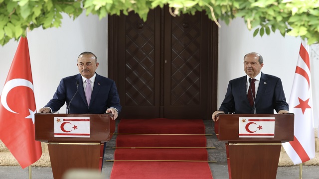 disisleri-bakani-cavusoglu-kktc-cumhurbaskani-tatarla-ortak-basin-toplantisind