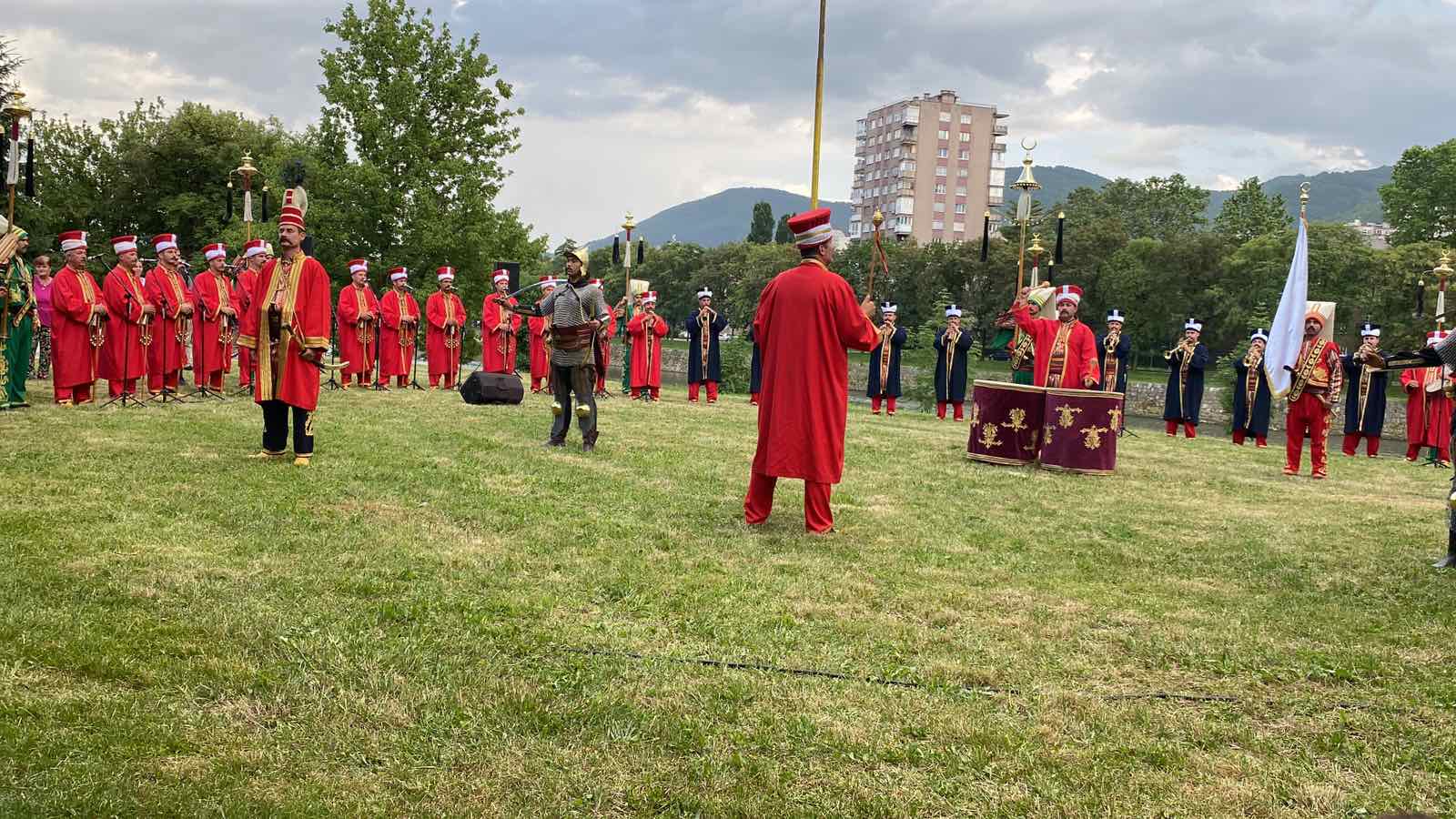 milli-savunma-bakanligi-mehteran-birligi-bosna-hersekin-zenica-kentinde-konser