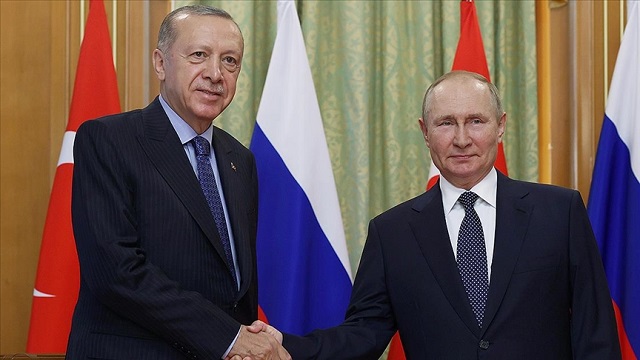 cumhurbaskani-erdogan-ile-rusya-devlet-baskani-putin-bir-araya-geldi