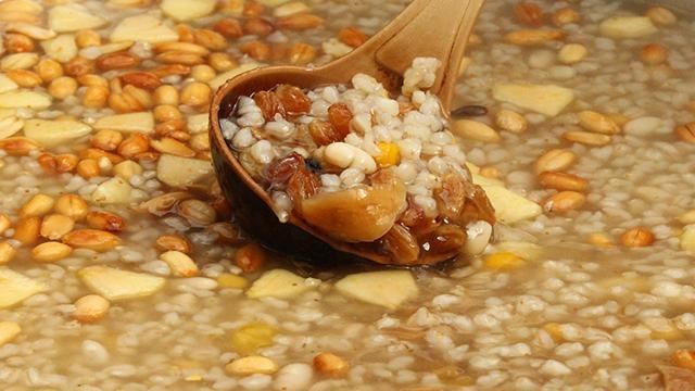 birlik-ve-beraberligin-simgesi-asure-gunu