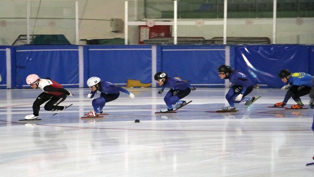 kazakistan-short-track-milli-takimi-dunya-kupasi-oncesi-erzurumda-guc-depoluyor