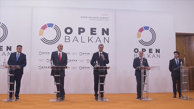 sirbistanda-acik-balkan-zirvesine-katilan-liderler-ortak-basin-toplantisinda