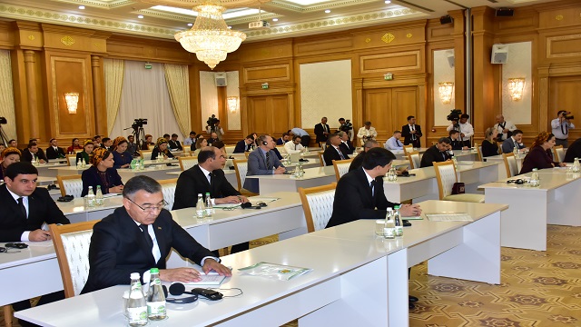 turkmenistanda-medya-forumu-duzenlendi