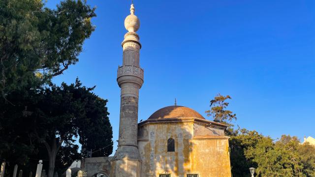 rodosta-osmanli-mirasi-eserler-turk-medeniyetinin-izlerini-tasiyor