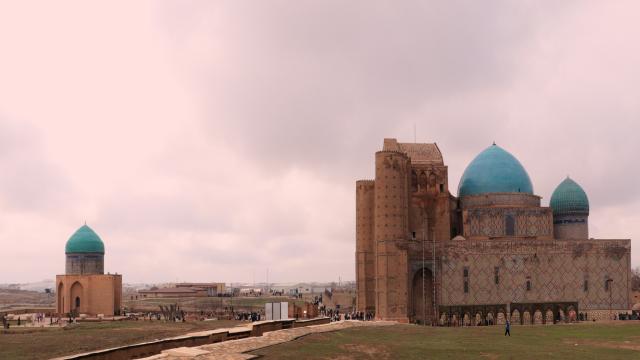 kazakistanda-turkistana-manevi-ve-tarihi-baskent-statusu-verilecek