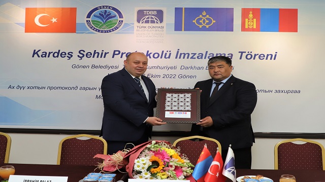 gonen-ile-mogolistanin-darkhan-belediyeleri-kardes-sehir-anlasmasi-imzaladi