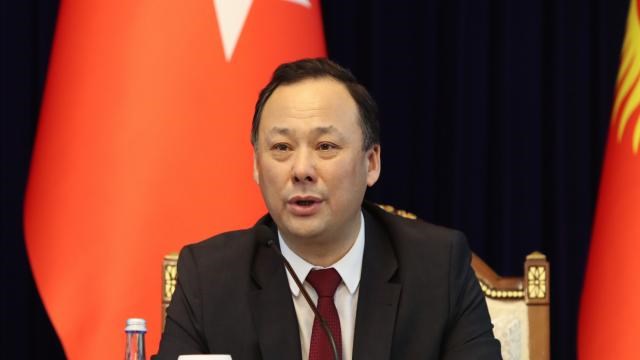 kirgizistanin-eski-disisleri-bakani-kazakbayev-ankara-buyukelcisi-olarak-atandi