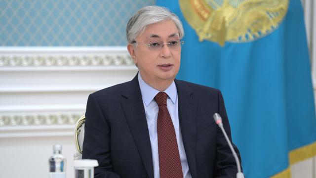 kazakistan-daki-erken-cumhurbaskanligi-secimini-ilk-sonuclara-gore-tokayev-kazan