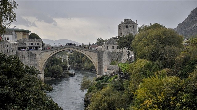 bosna-hersekte-savasi-sonlandiran-antlasma-dayton