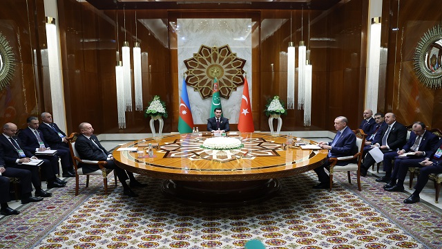 turkiye-turkmenistan-ve-azerbaycan-arasinda-5-anlasma-imzalandi