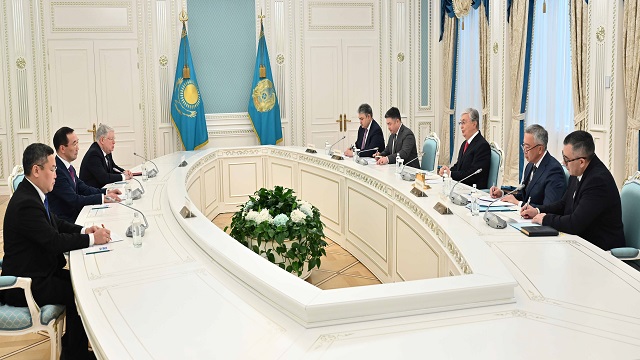 kazakistan-cumhurbaskani-tokayev-yakutistan-ile-iliskileri-derinlestirmek-isted