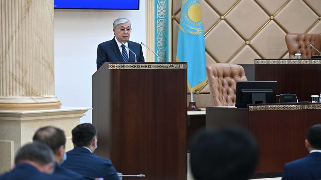 kazakistan-cumhurbaskani-tokayevden-siyasi-reforma-devam-aciklamasi