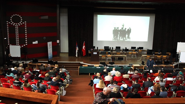 turkiye-burslari-programi-bosna-hersek-ve-sirbistanda-tanitildi