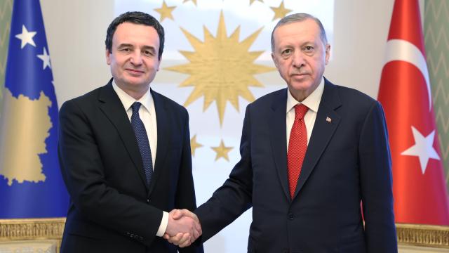 cumhurbaskani-erdogan-kosova-cumhuriyeti-basbakani-kurtiyi-kabul-etti