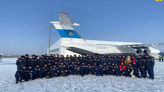 kazakistanin-60-kisilik-ikinci-arama-kurtarma-ekibi-turkiyeye-hareket-etti