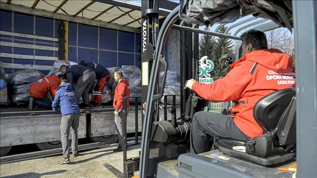 bosna-hersekten-5-yeni-yardim-tiri-deprem-bolgesine-gonderildi