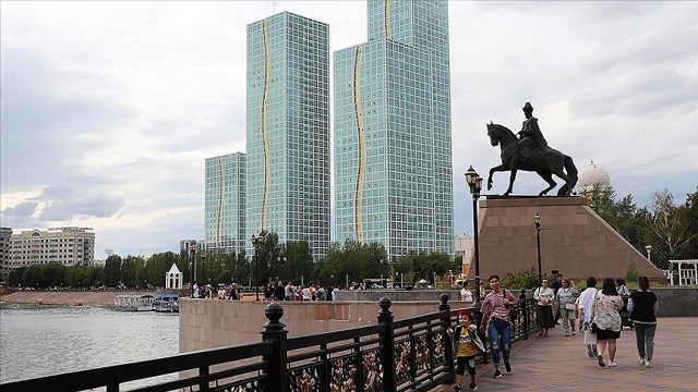 kazakistan-da-kamuya-acik-alanlarda-kufredenlere-verilecek-cezalar-agirlastirild