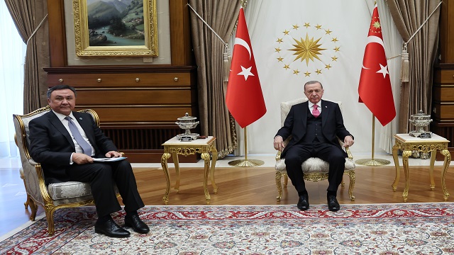 cumhurbaskani-erdogan-tdt-genel-sekreteri-omuraliyevi-kabul-etti