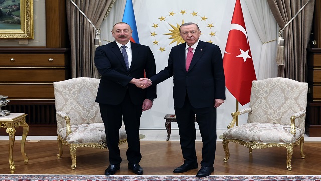 cumhurbaskani-erdogan-azerbaycan-cumhurbaskani-aliyev-ile-gorustu