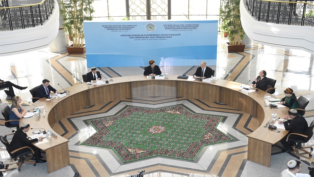 turkmenistanda-medya-forumu-duzenlendi