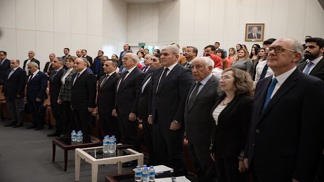 baskentte-turkiyenin-kurulusu-ve-haydar-aliyevin-dogumunun-100-yili-konferans