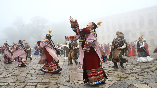 karabagin-sembol-sehri-susada-turk-dunyasi-kultur-baskenti-etkinlikleri-basl