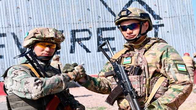 ozbekistan-kazakistan-ortak-askeri-tatbikati-yapildi