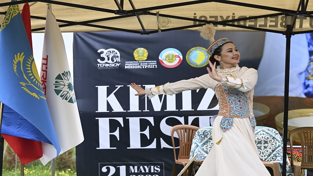 ankarada-kimiz-fest-duzenlendi