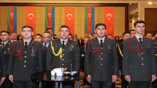 ankarada-azerbaycan-bagimsizlik-ve-silahli-kuvvetler-gunu-kutlandi