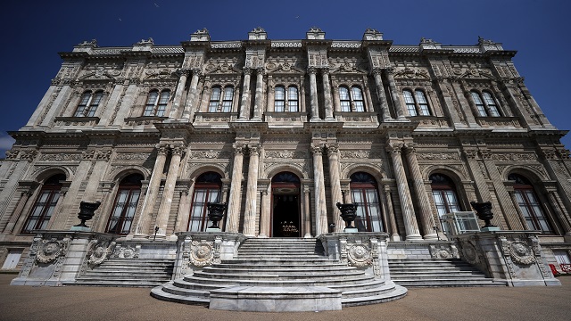 dolmabahce-sarayinin-acilisinin-uzerinden-167-yil-gecti