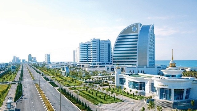 turkmenistan-in-turizm-bolgesi-avazada-yaz-sezonu-basladi