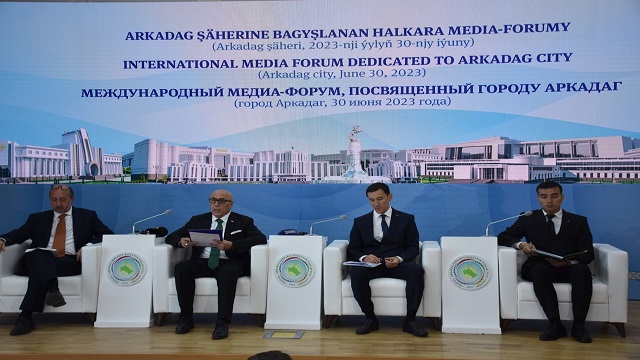 turkmenistanin-arkadag-sehrine-turk-dunyasi-sehircilik-ozel-odulu-verildi