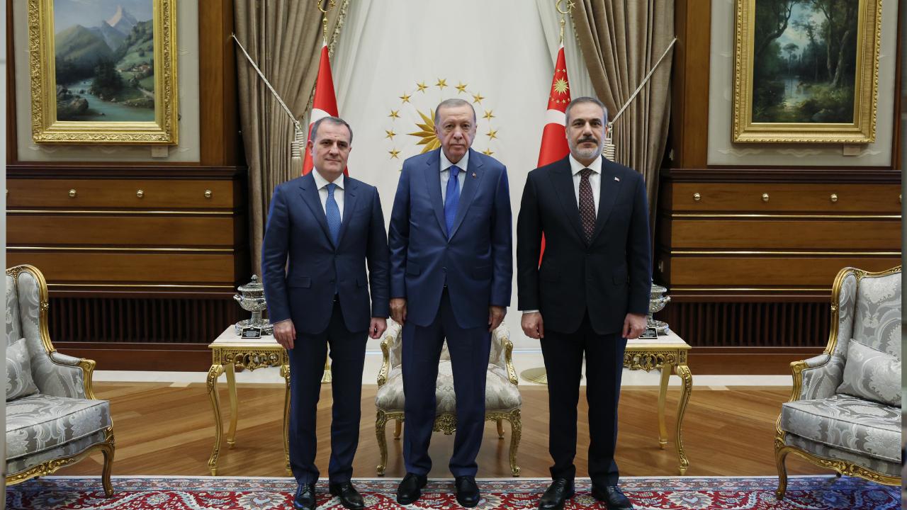 cumhurbaskani-erdoganin-azerbaycan-disisleri-bakani-bayramovu-kabulu