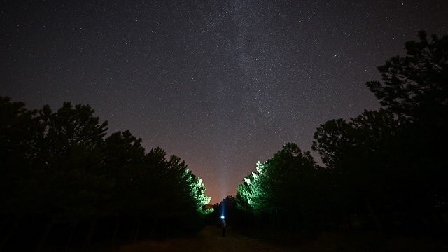 yilin-en-etkileyici-meteor-yagmuru