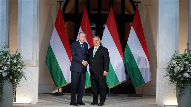 turkiye-macaristan-ile-dogal-gaz-ihracati-anlasmasi-imzaladi