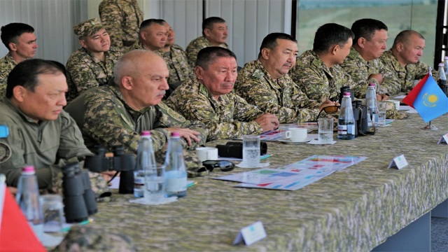 kirgizistan-ile-kazakistanin-ortak-duzenledigi-erdik-2023-askeri-tatbikati-so