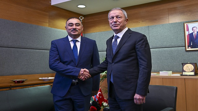 milli-savunma-komisyonu-baskani-akar-azerbaycanin-ankara-buyukelcisi-memmedov