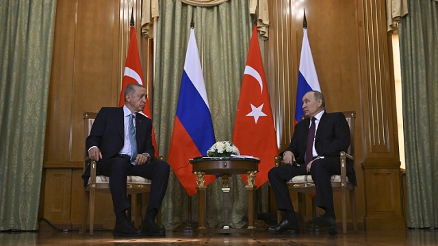 cumhurbaskani-erdogan-ile-rusya-devlet-baskani-putin-in-socideki-gorusmesi-basl