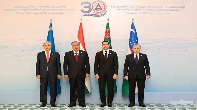 tacikistanda-aral-golu-konulu-liderler-zirvesi-yapildi