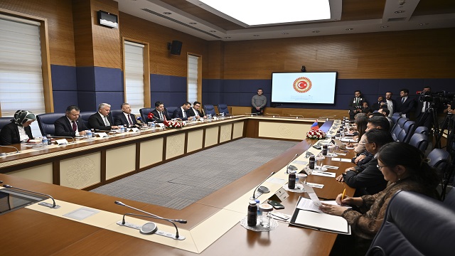 turkiye-ve-mogolistan-parlamentolari-ulasim-aglarinin-gelistirilmesi-icin-ortak