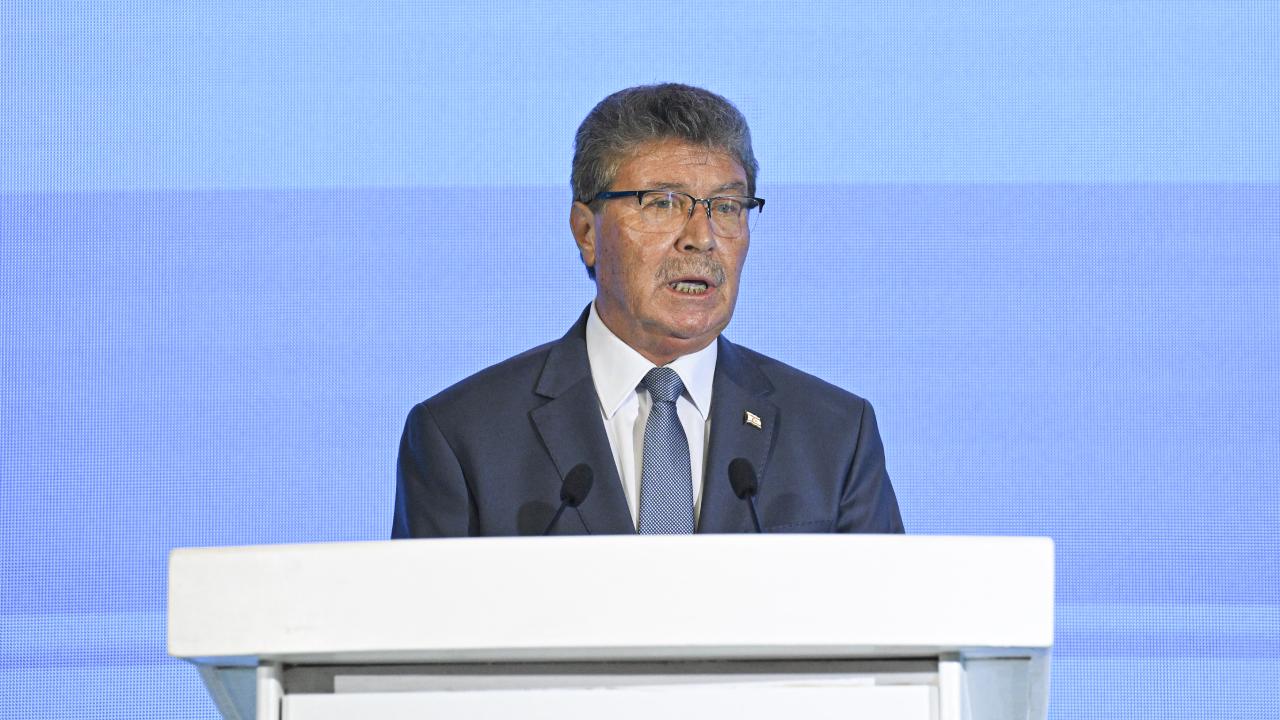 kktc-basbakani-ustel-bir-kez-daha-federasyon-masasina-oturmayacagiz