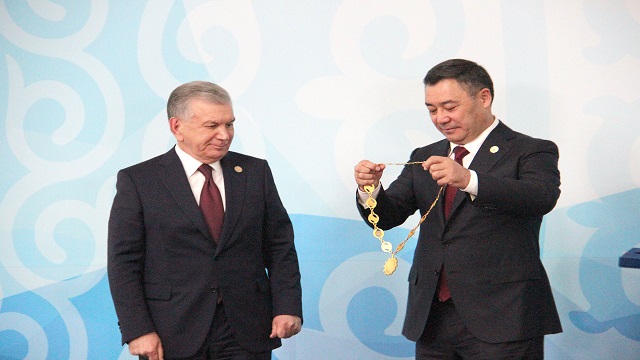 mirziyoyev-bdt-bolgesinde-tam-tesekkullu-bir-serbest-ticaret-bolgesi-olusturul