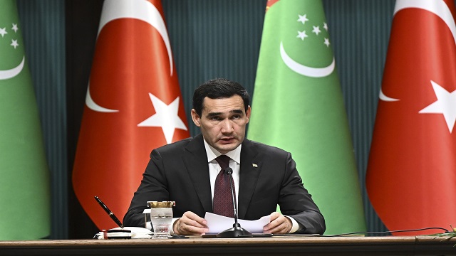 turkmenistan-devlet-baskani-berdimuhamedov-cumhurbaskani-erdogan-ile-ortak-basi