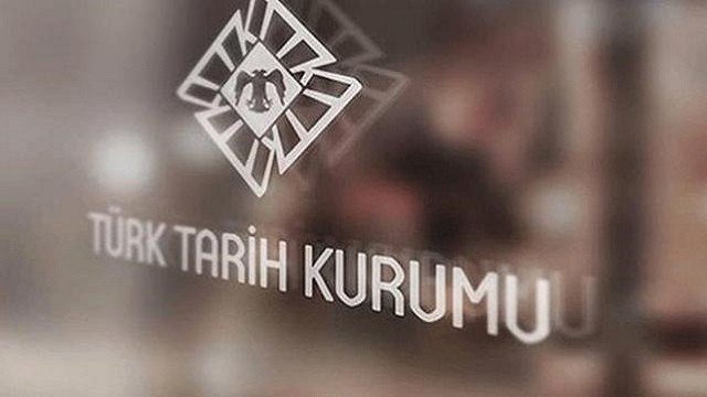 turk-tarih-kurumu-cumhuriyetin-100-yili-icin-tum-universitelerde-2-bin-eserli