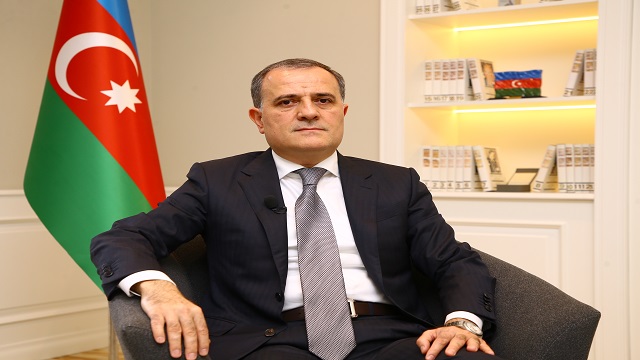 azerbaycan-disisleri-bakani-bayramov-turkiye-cesitli-alanlarda-liderligini-tu