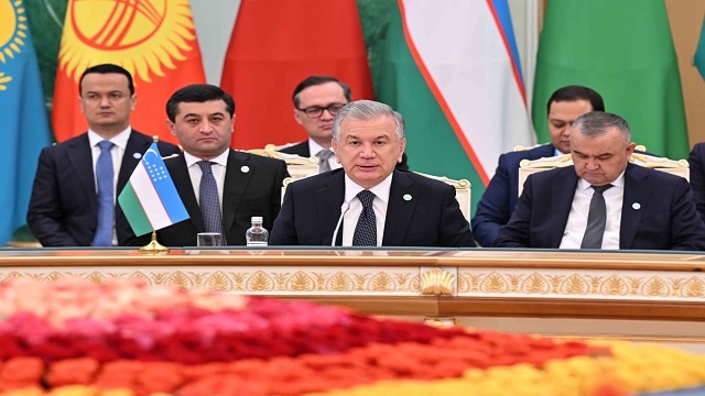 ozbekistan-cumhurbaskani-mirziyoyev-orta-koridorun-imkanlarinin-genisletilmes